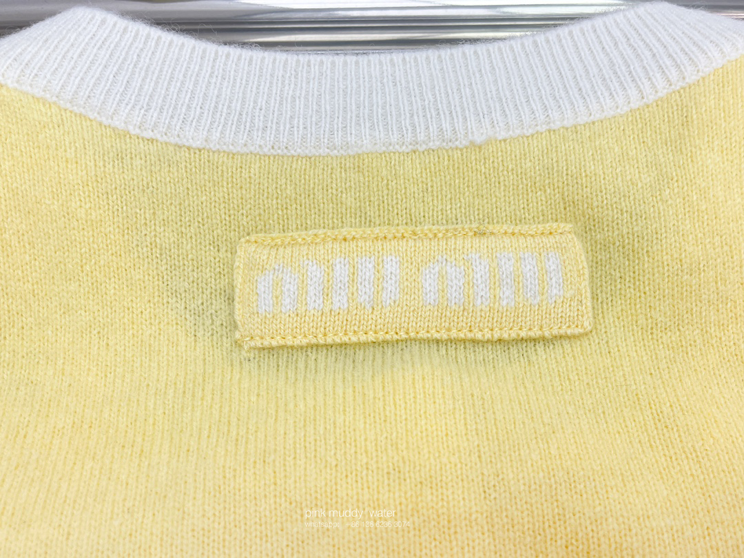 cashmere knitted cardigan