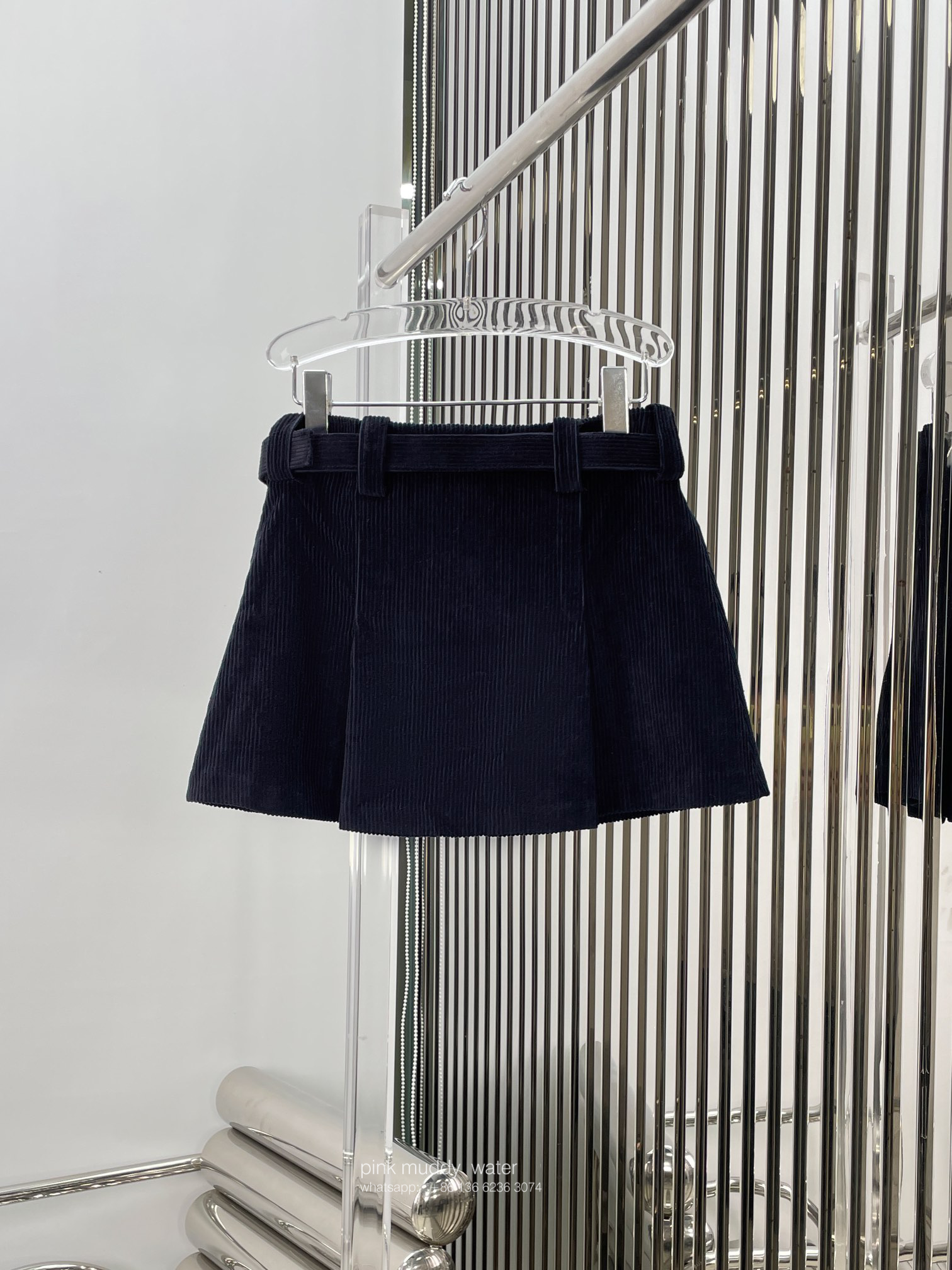 Grain de poudre miniskirt