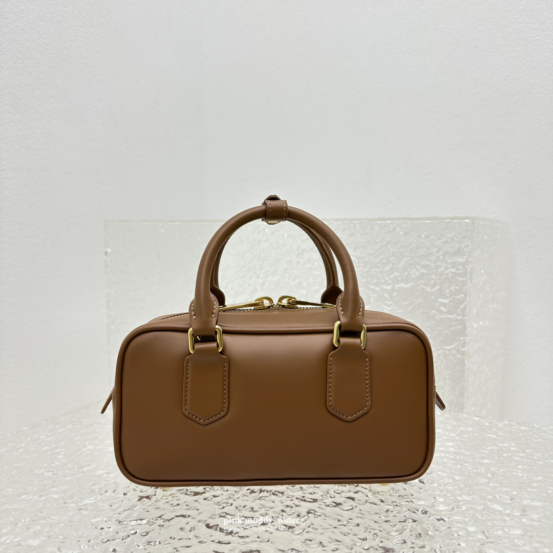 Arcadie leather handbag