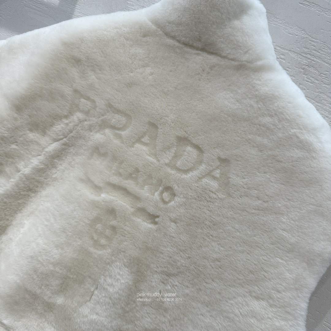 prada Clothing