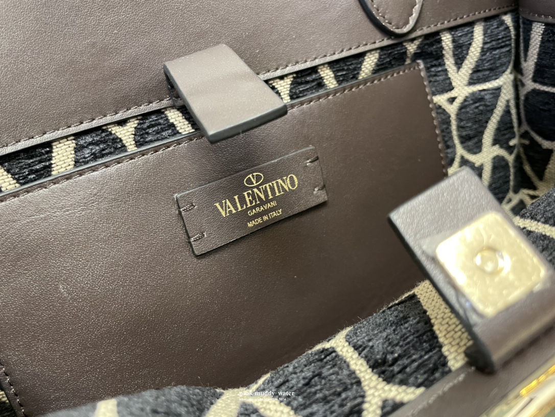 Valentino Bag