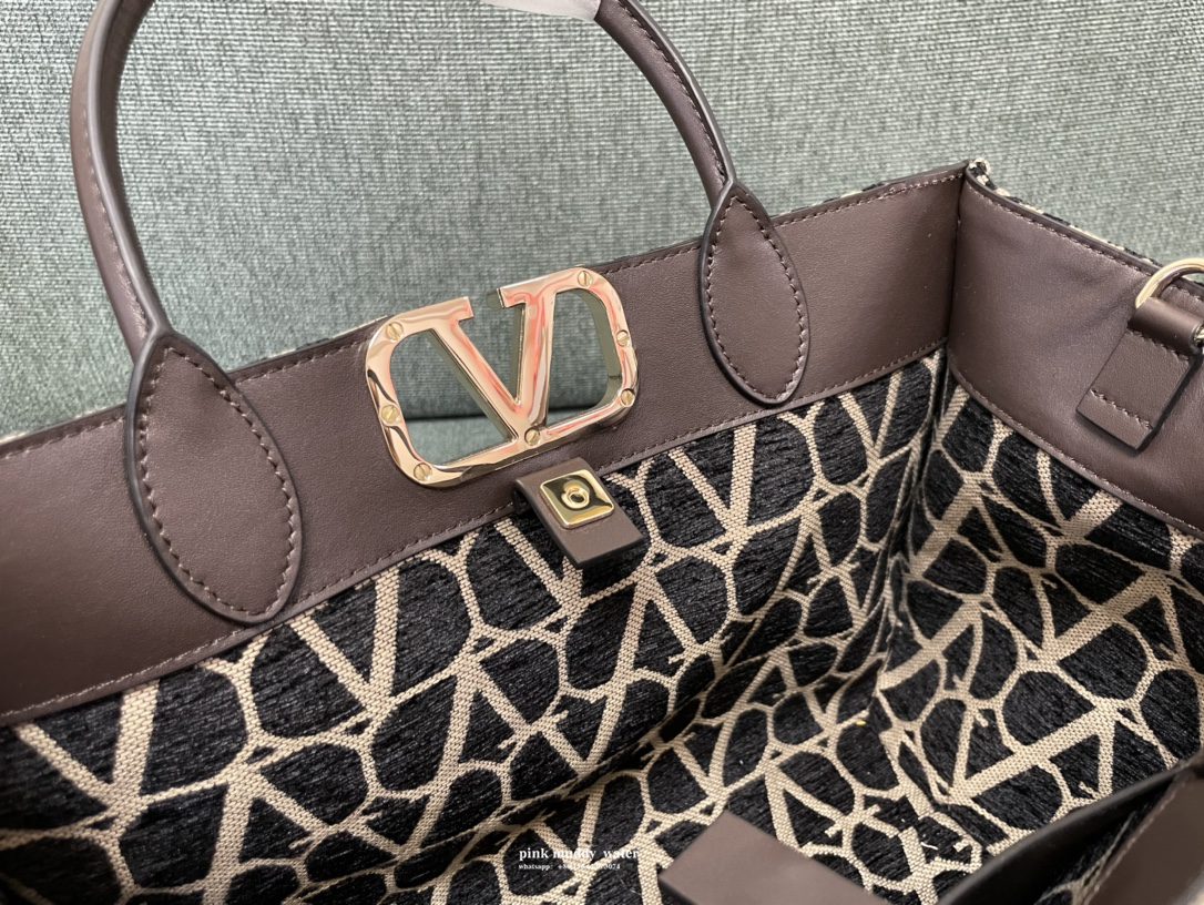 Valentino Bag