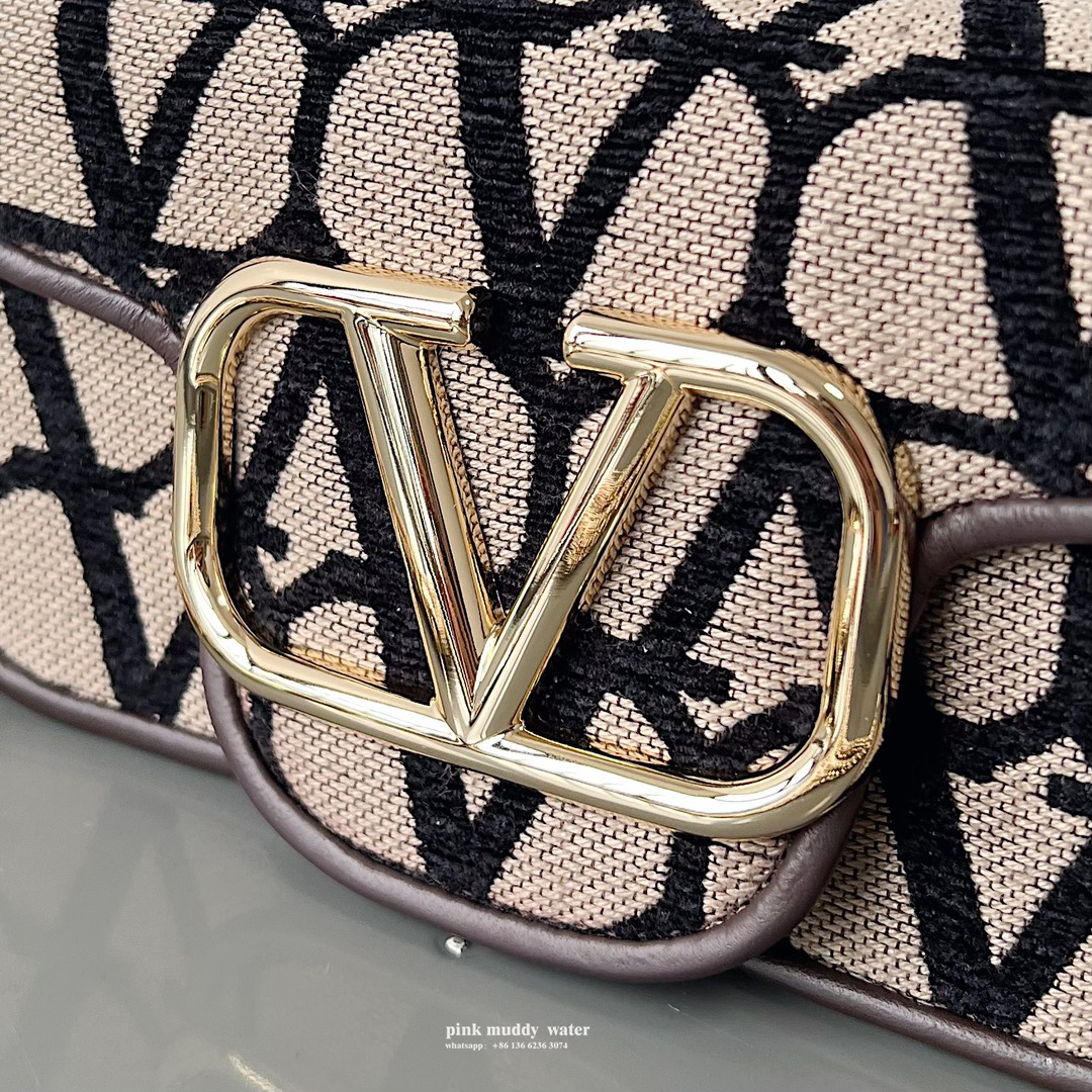 Valentino Bag