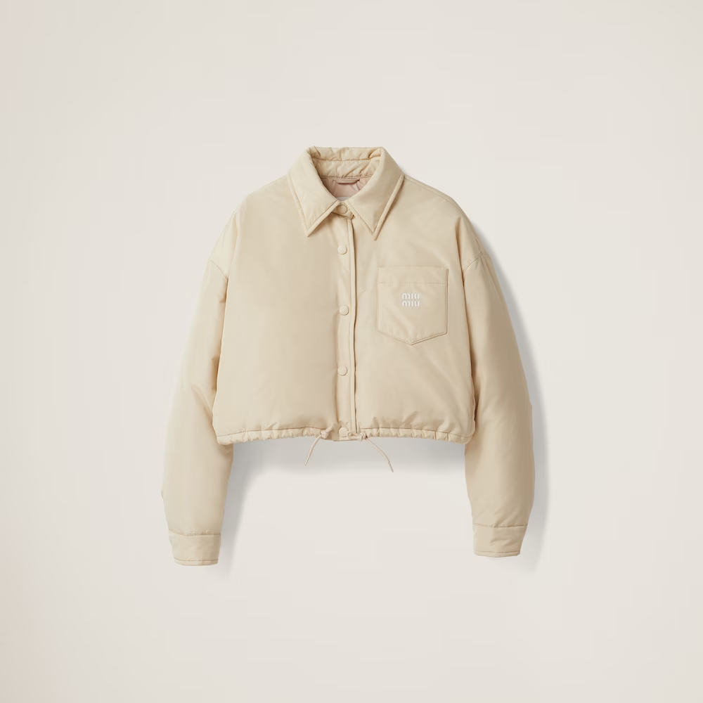 Short down jacket in functional fabric