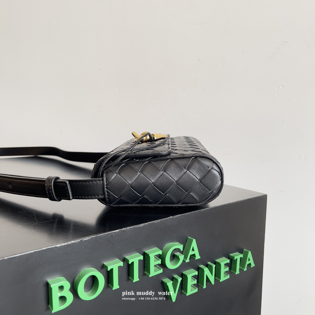 Bottega Veneta Bag