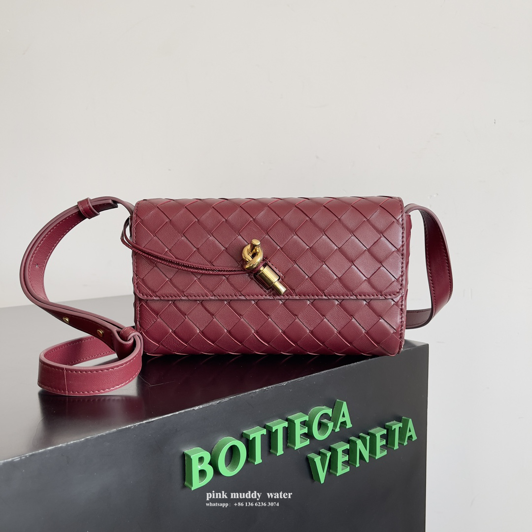 Bottega Veneta Bag