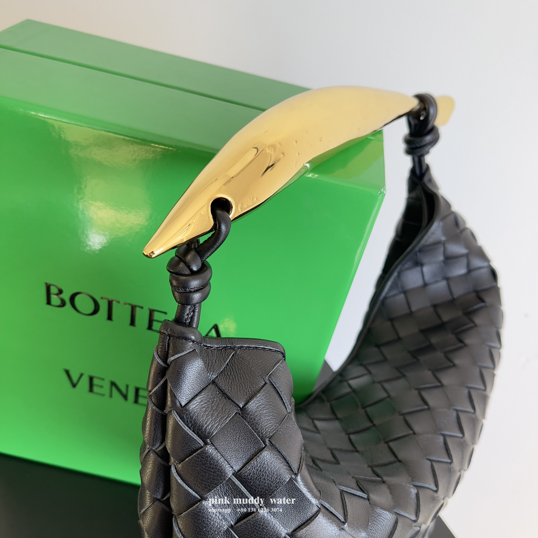 Bottega Veneta Bag