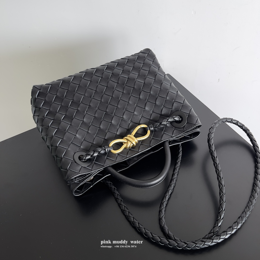 Bottega Veneta Bag