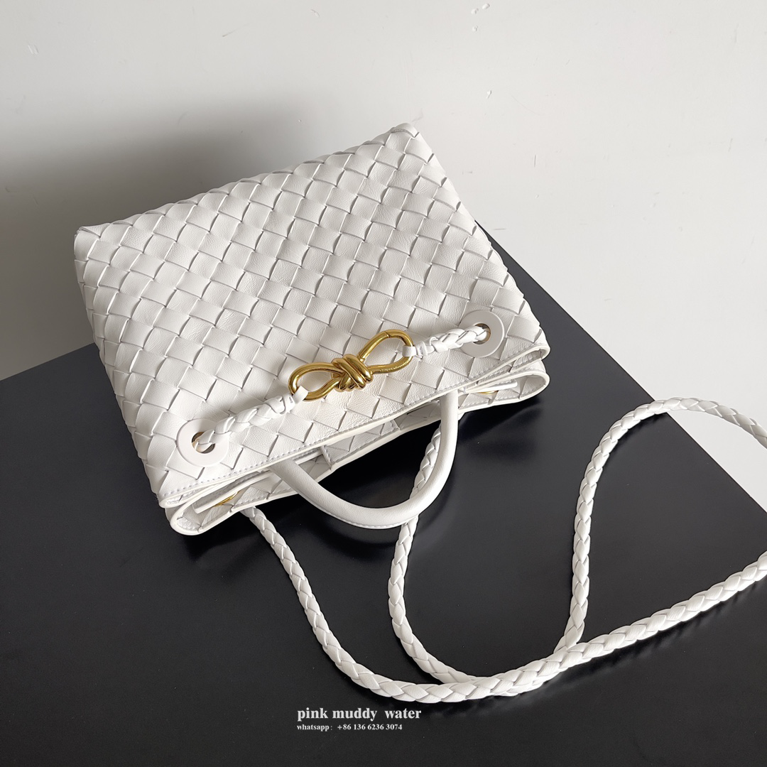 Bottega Veneta Bag