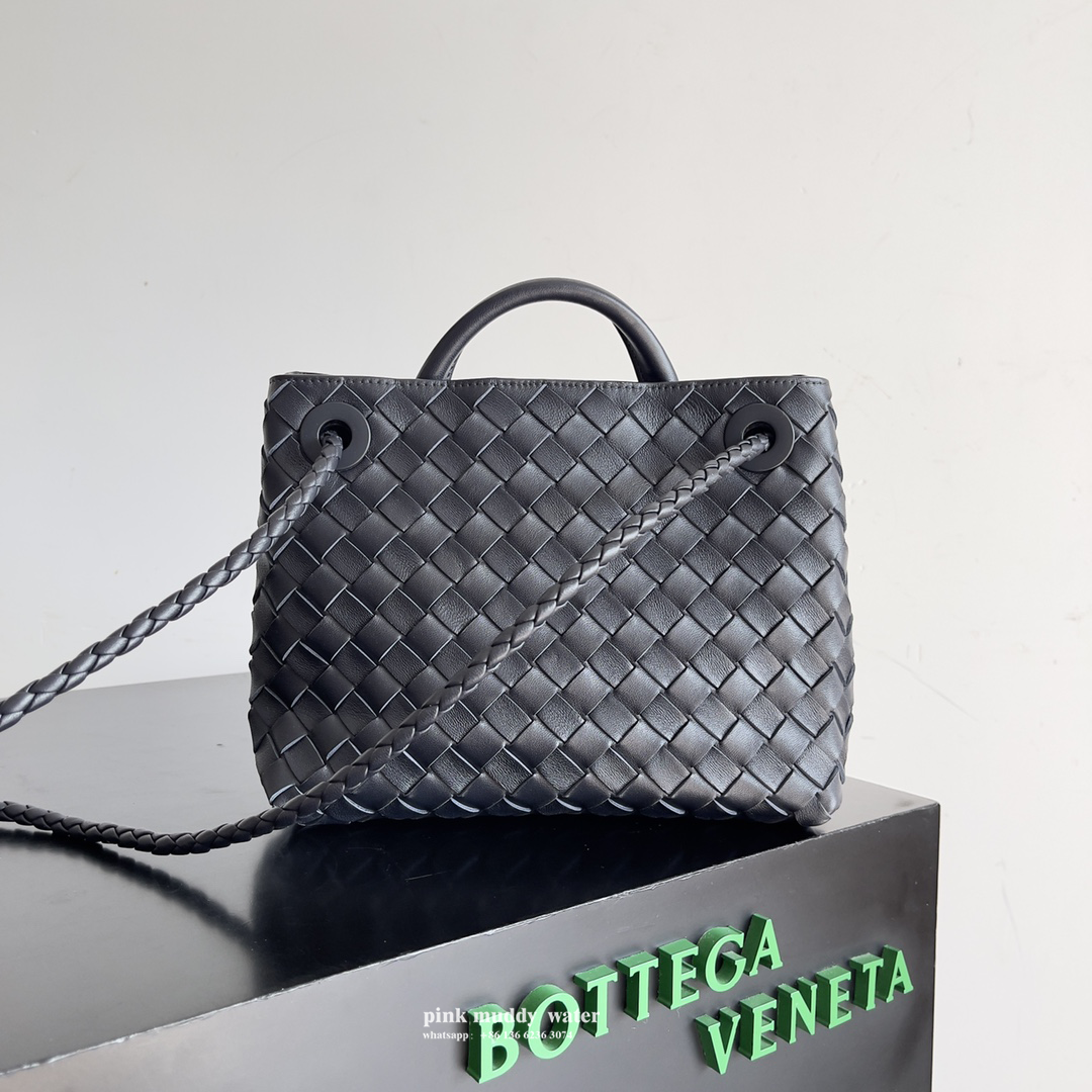 Bottega Veneta Bag