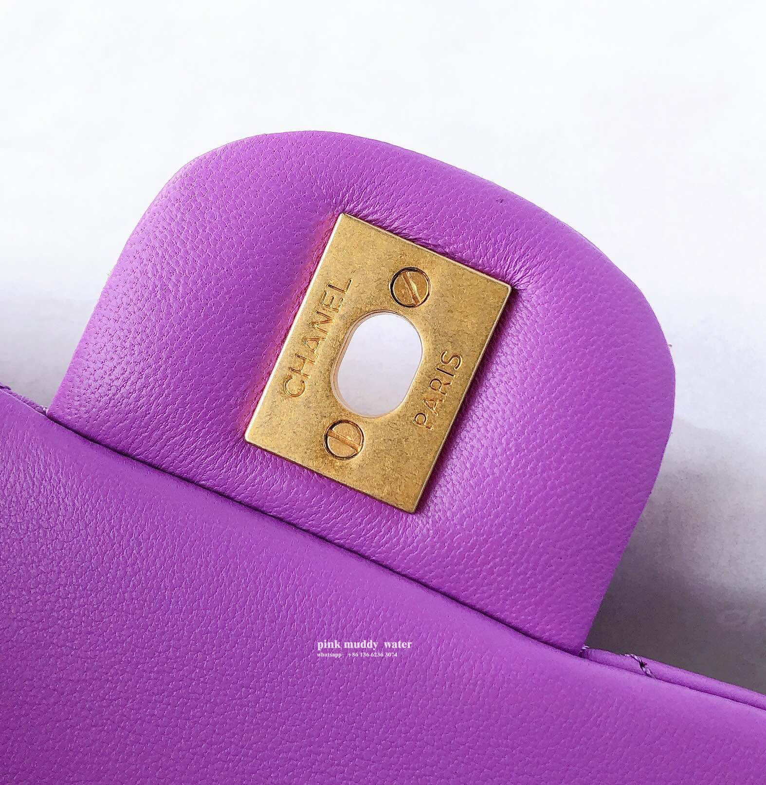 CHANEL 23K Crossbody Bag