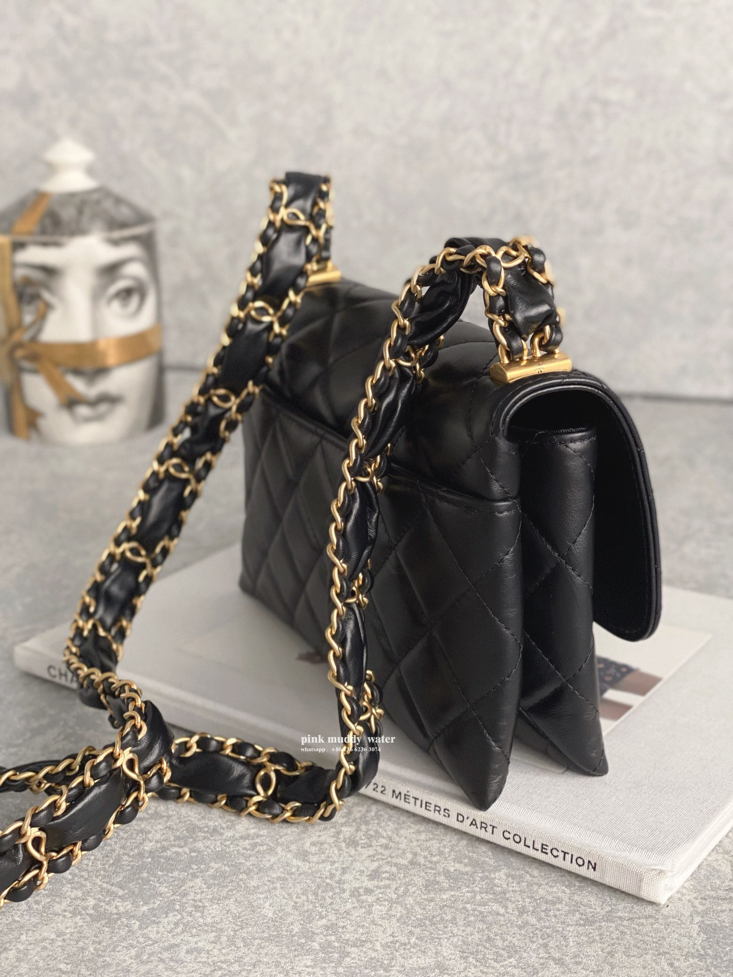 CHANEL 23K 19 Hobo Tofu Bag