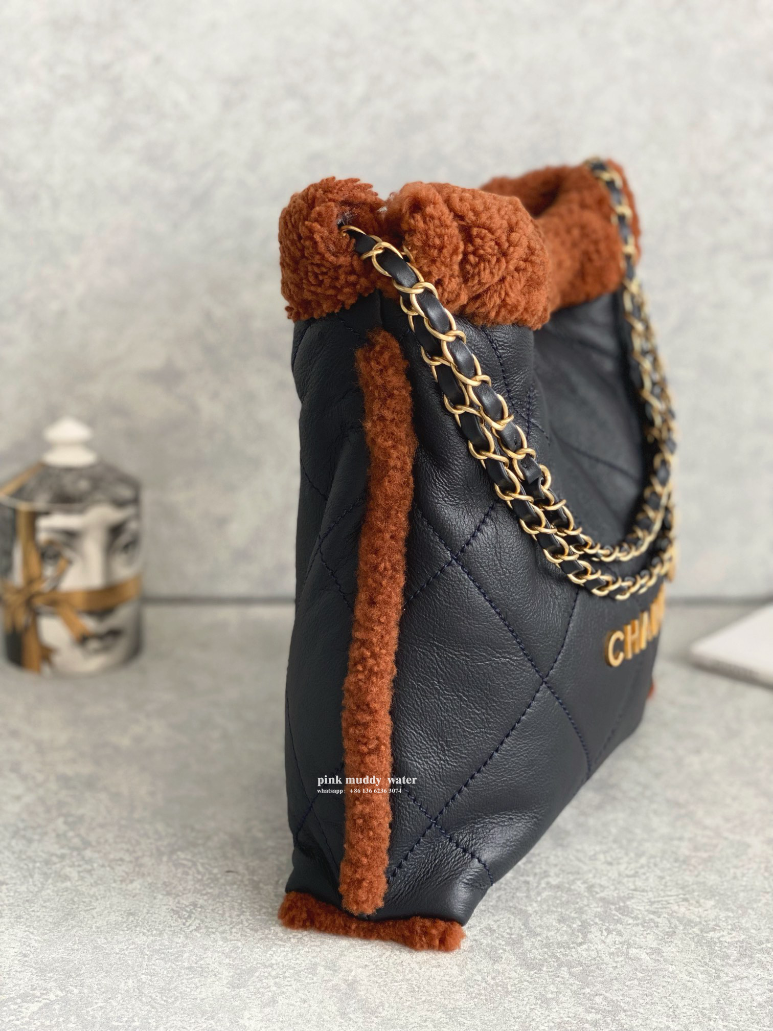 CHANEL 22Bag 23B Tote