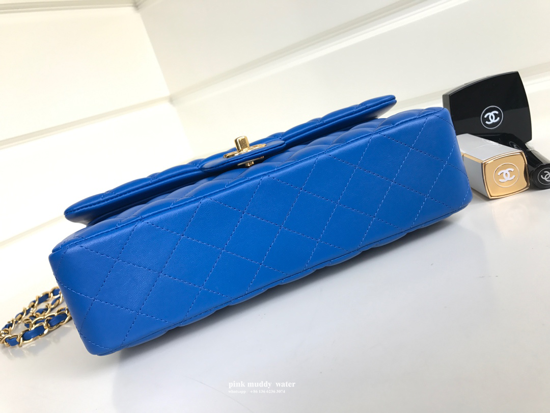 CHANEL Classic Flap CF