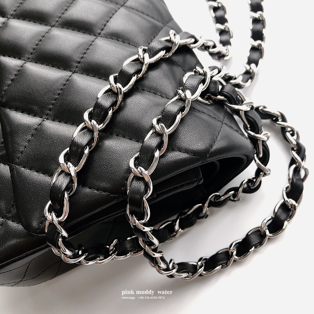CHANEL Classic Flap CF