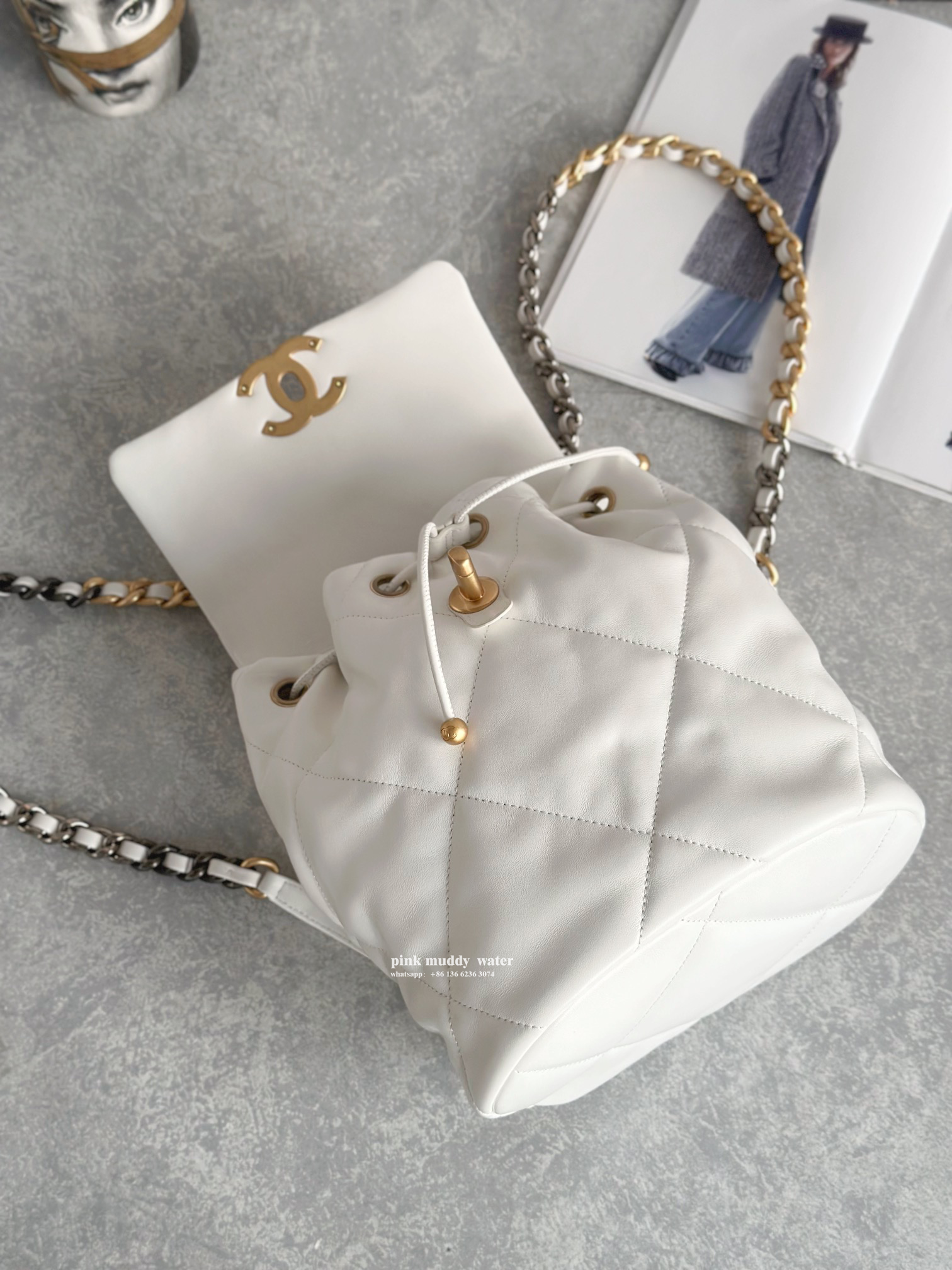 CHANEL19Bag 24C Resort Collection