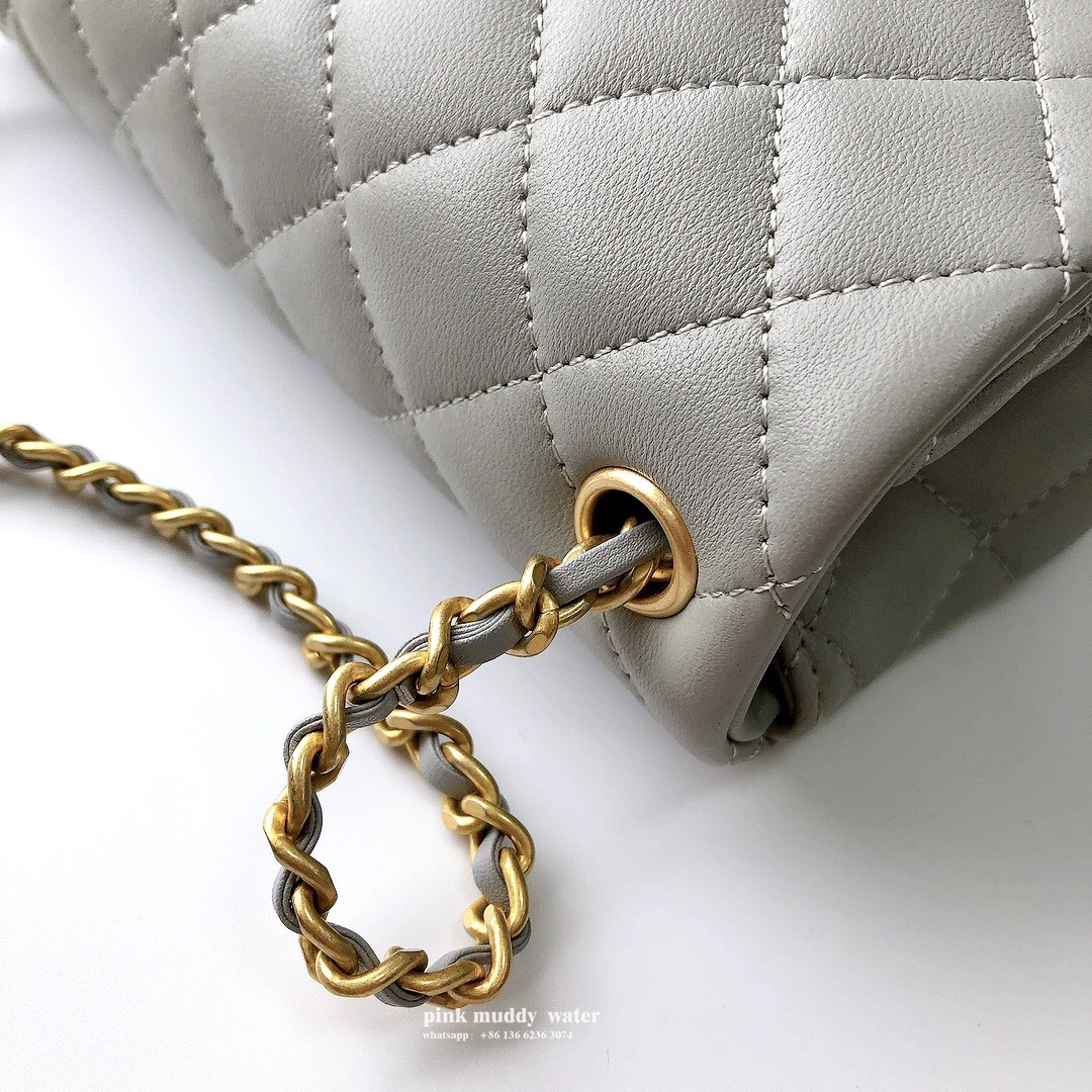 CHANEL Classic Flap CF