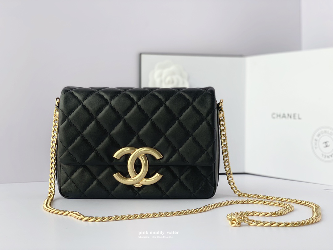 CHANEL 23P chain gold logo