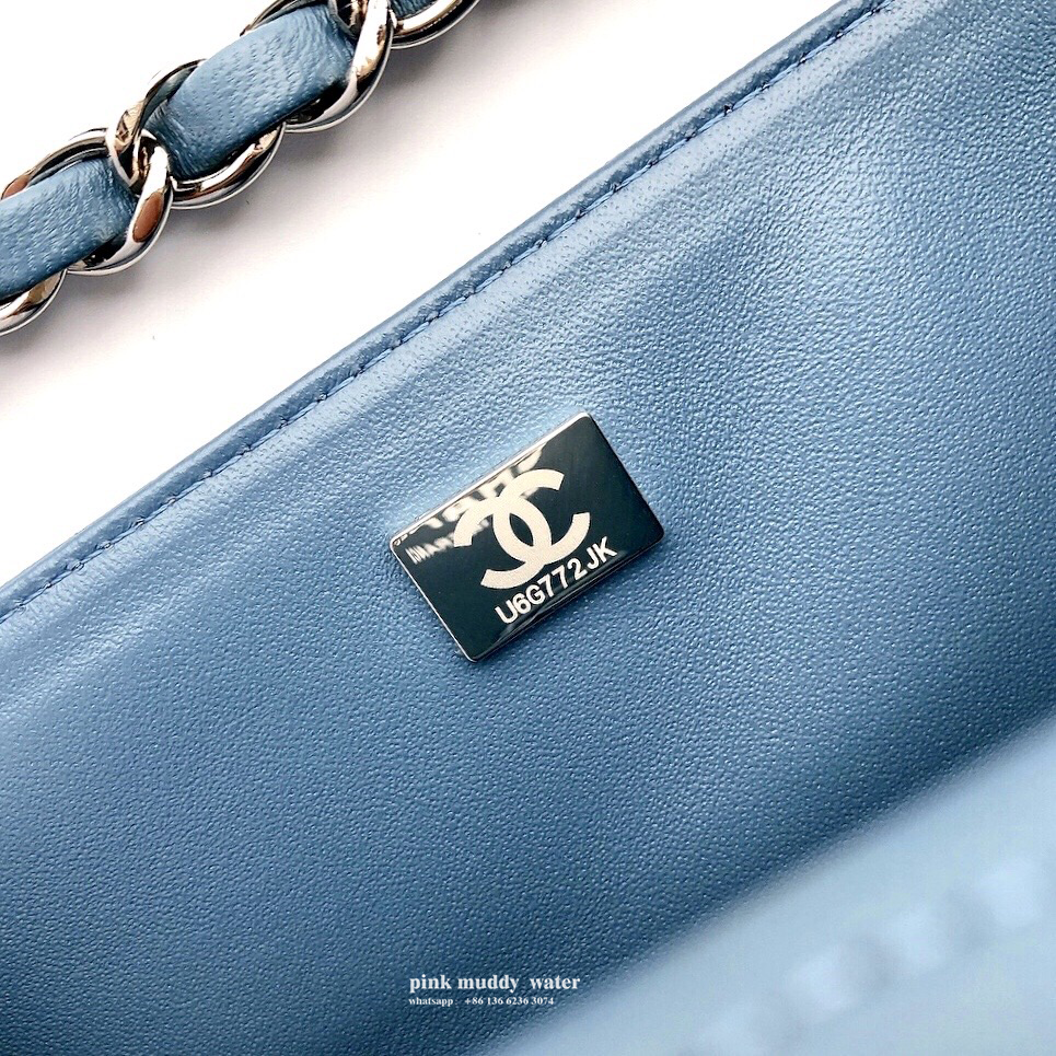 CHANEL Classic Flap CF