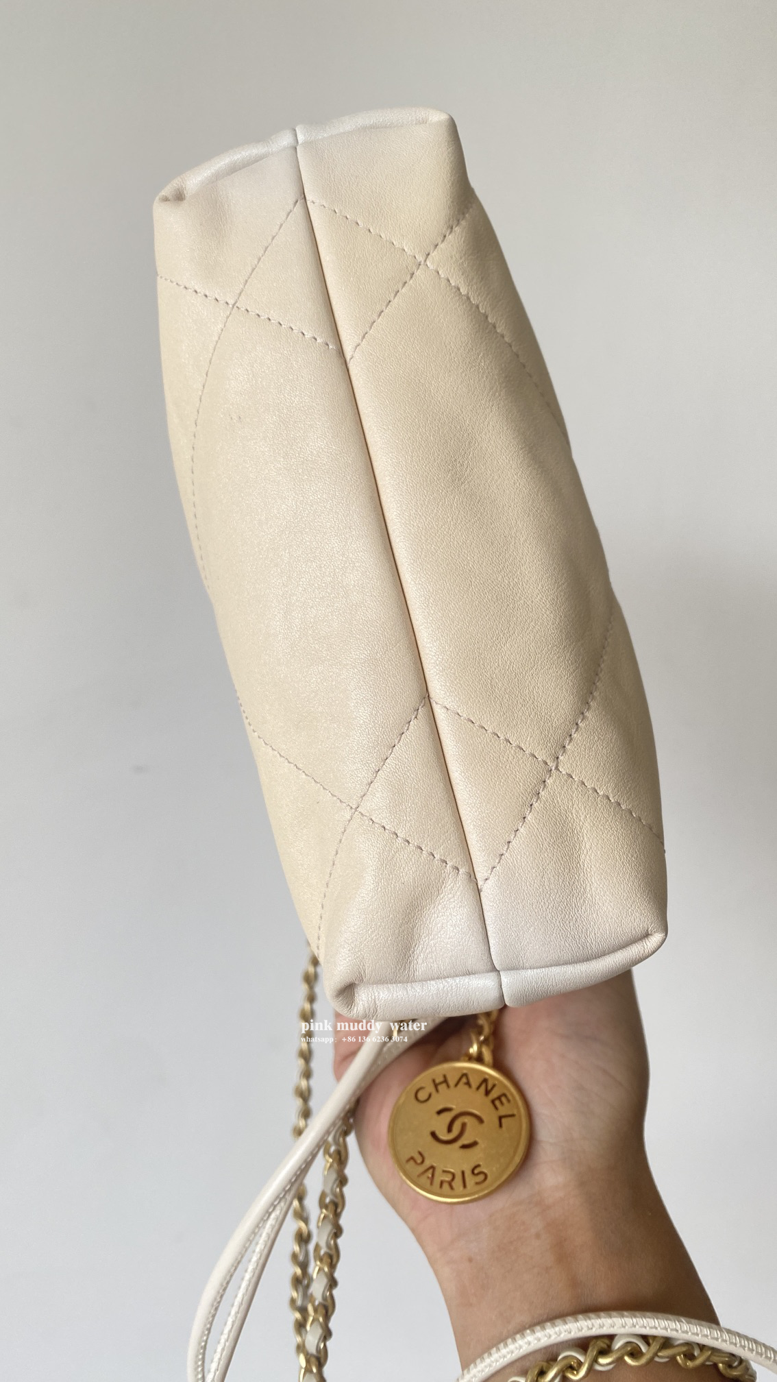 CHANEL 22Bag 23S Crossbody Bag