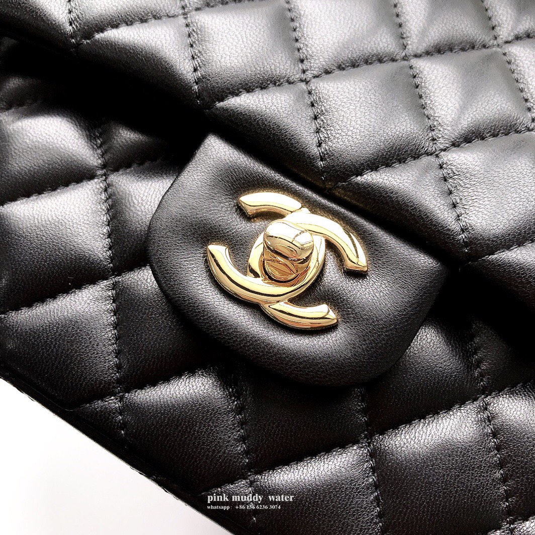 CHANEL Classic Flap CF