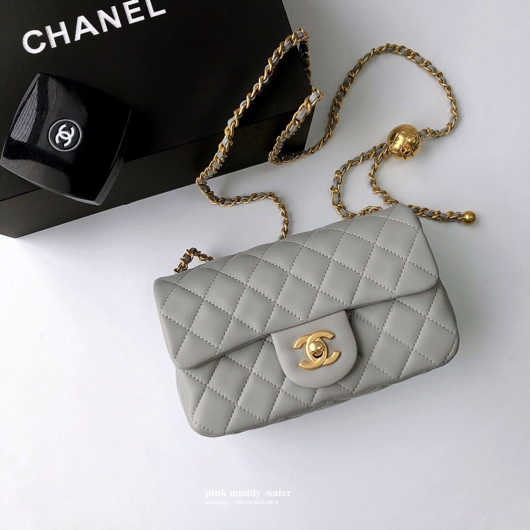 CHANEL Classic Flap CF