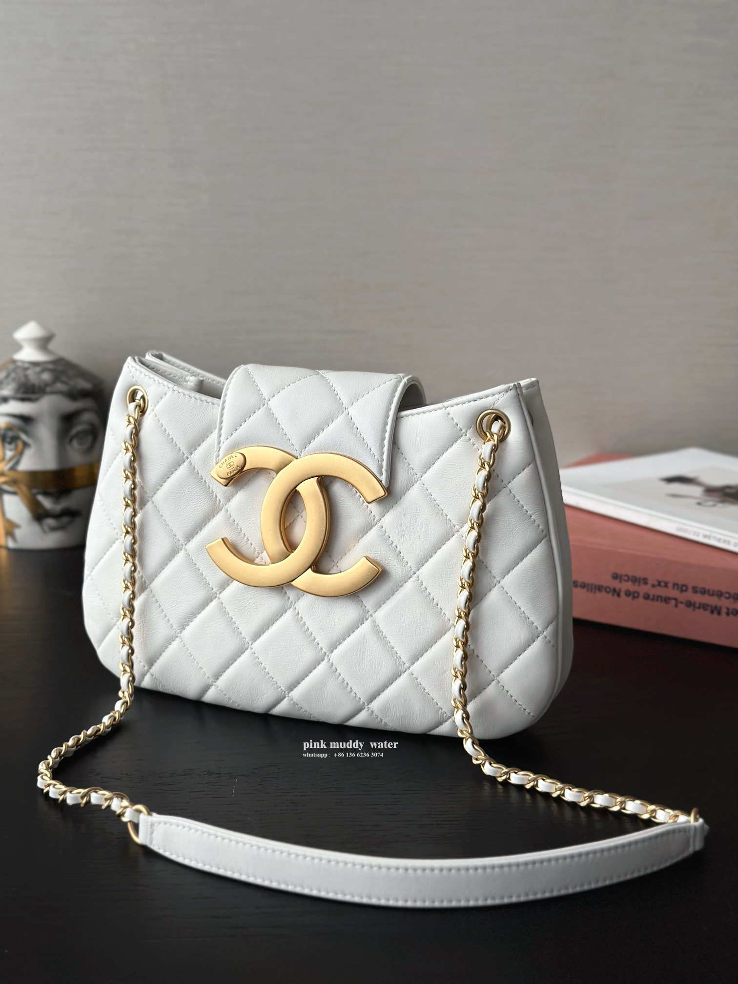 CHANEL 24C Messenger Bag