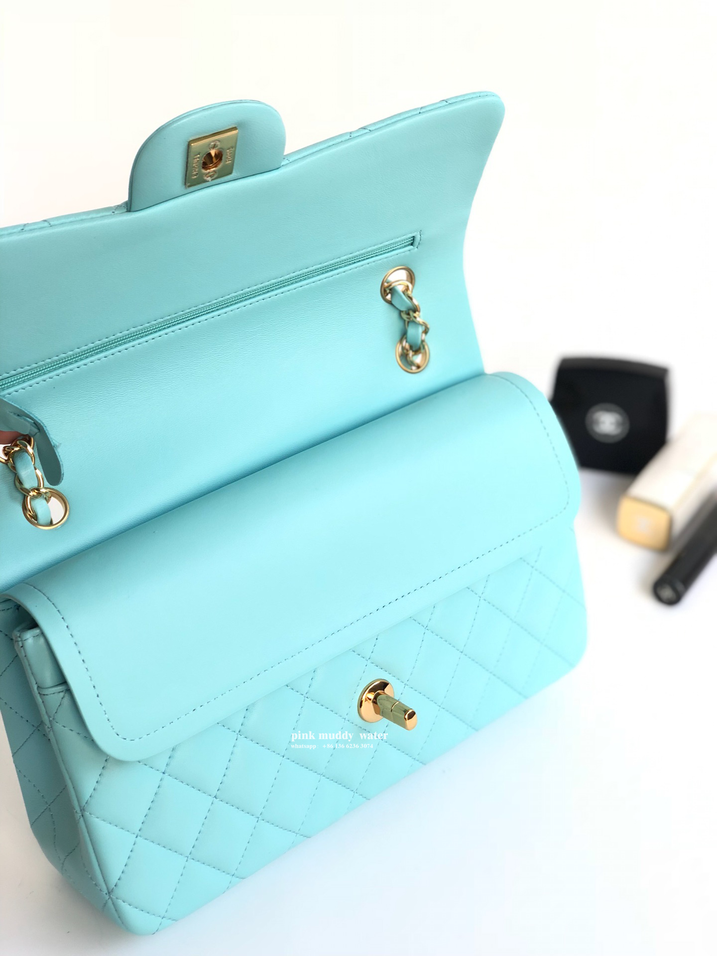 CHANEL Classic Flap CF