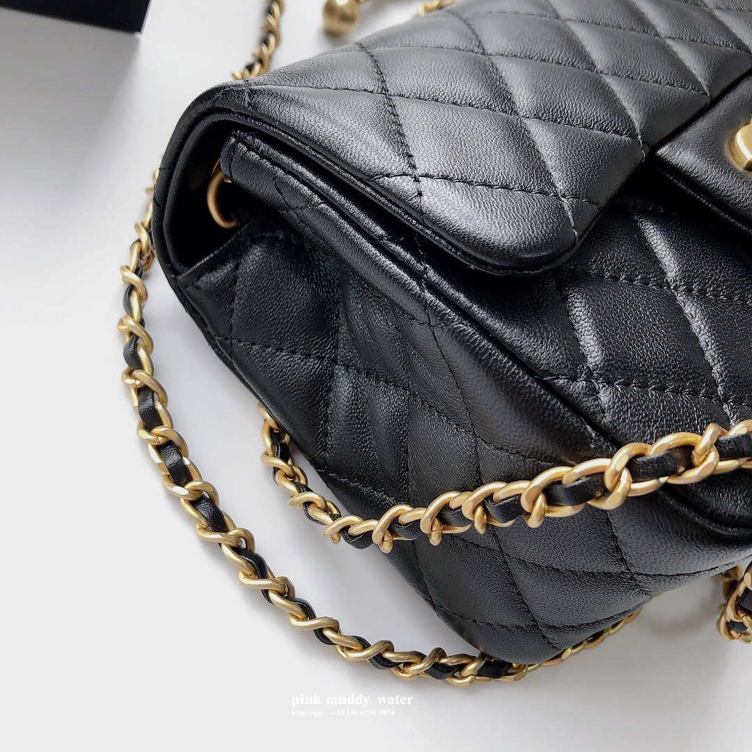 CHANEL 23K Crossbody Bag