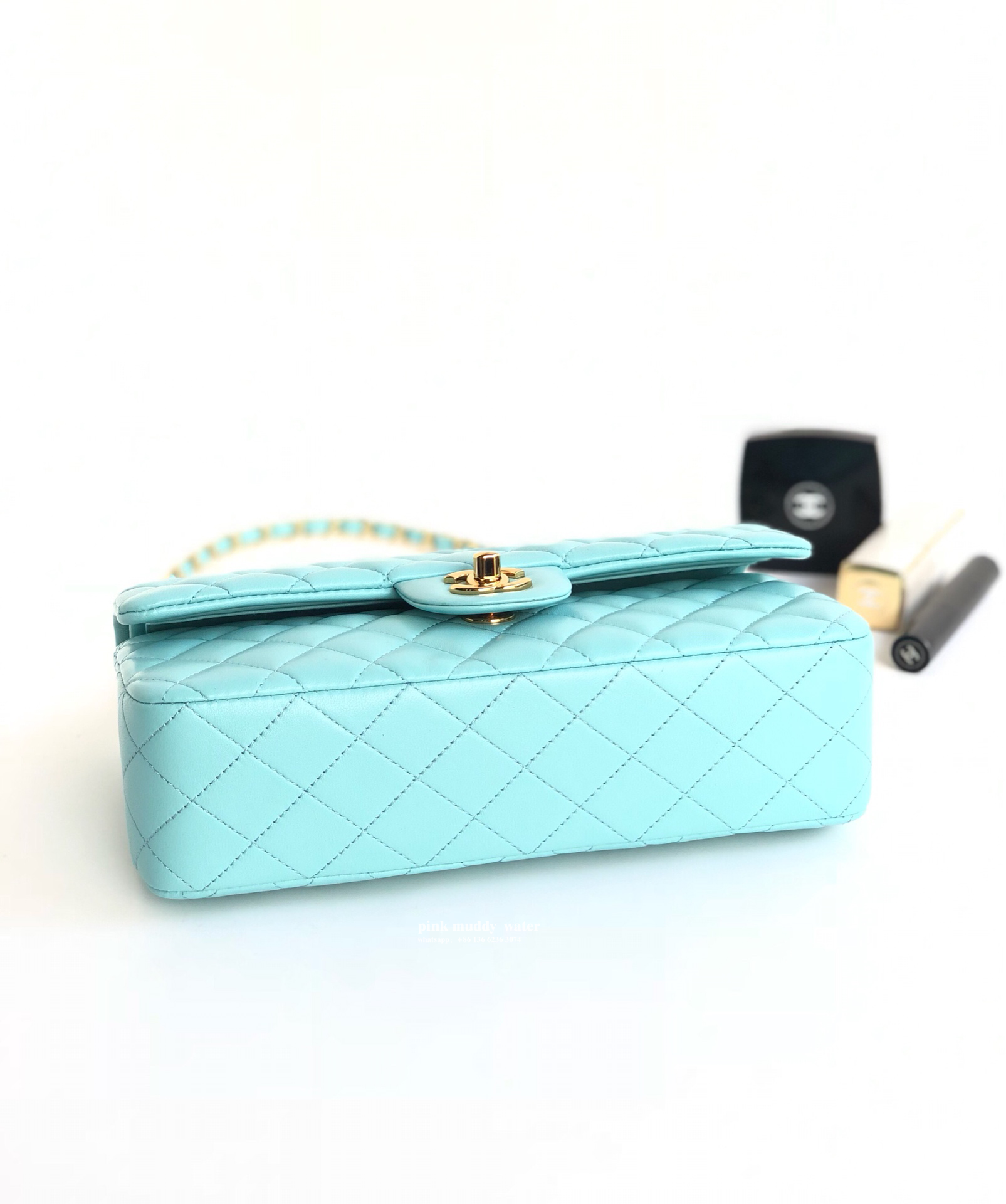 CHANEL Classic Flap CF