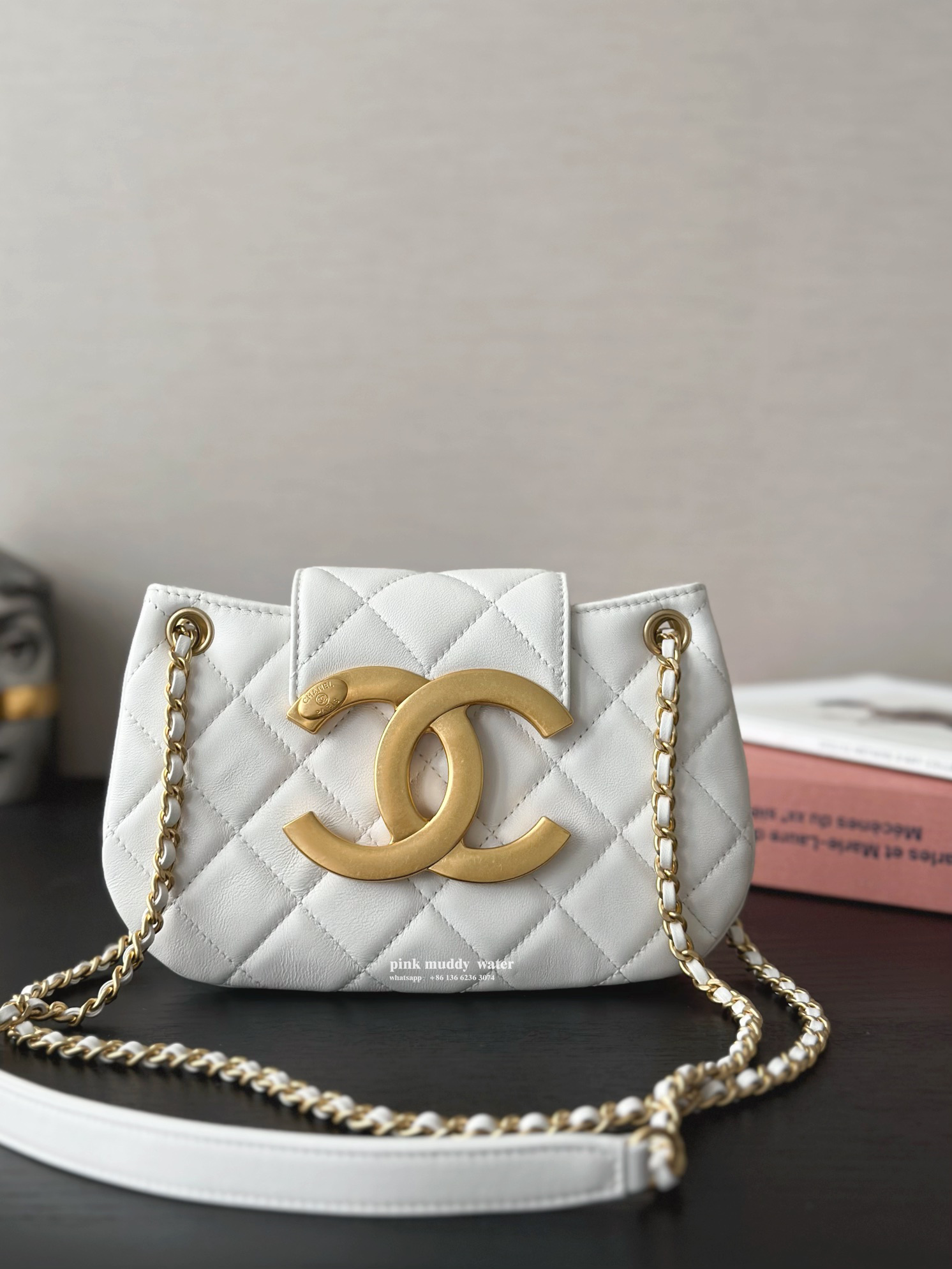 CHANEL 24C Messenger Bag