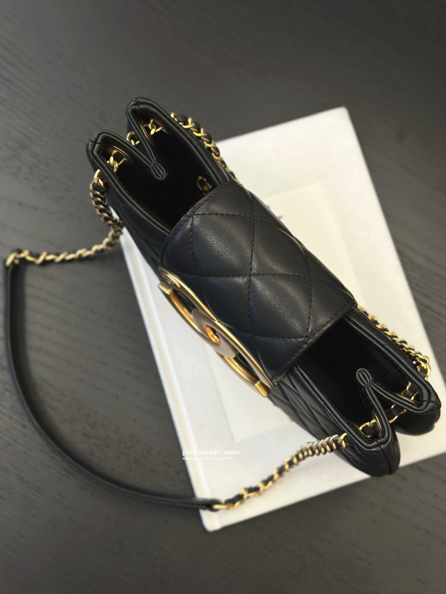 CHANEL 24C Messenger Bag