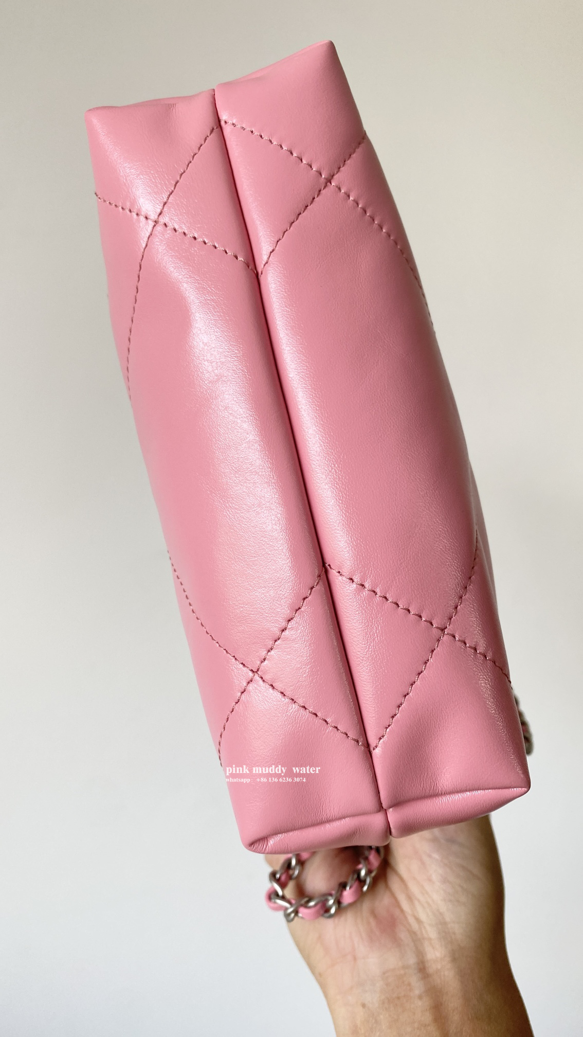 CHANEL 22Bag 23S Crossbody Bag