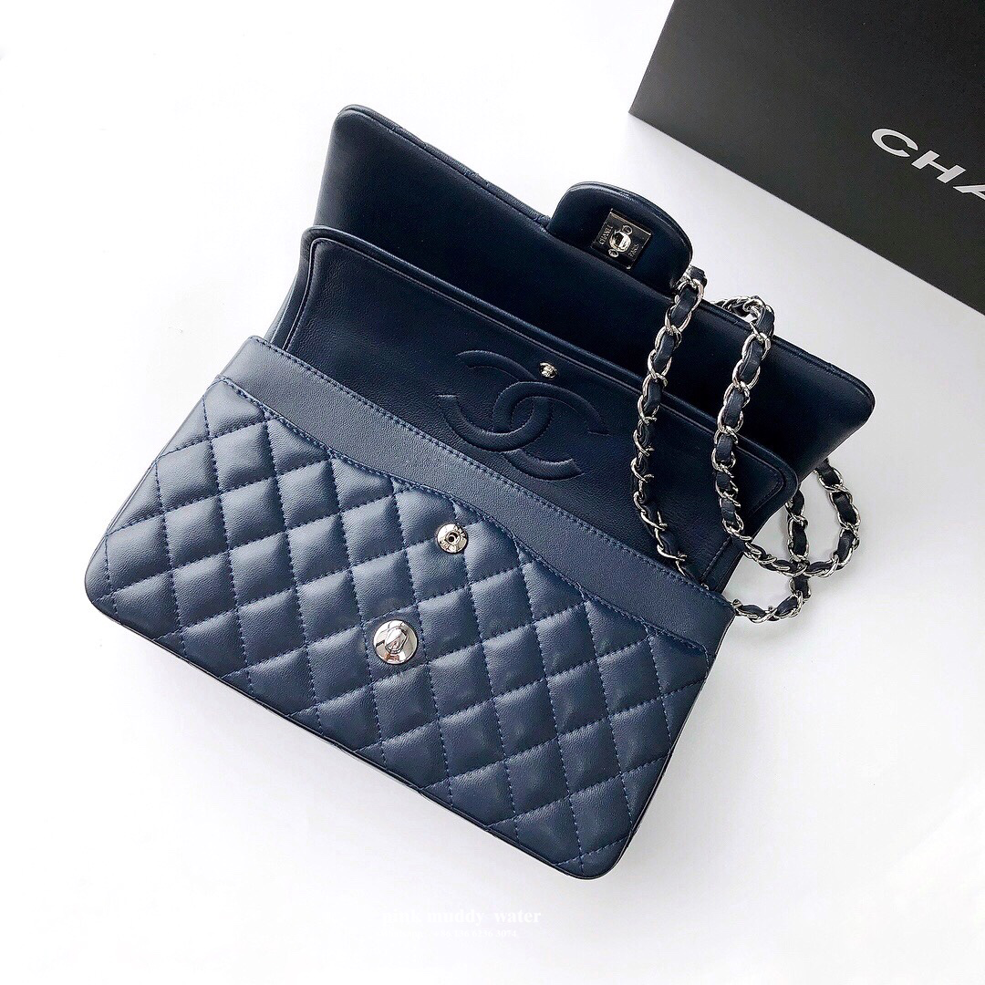 CHANEL Classic Flap CF