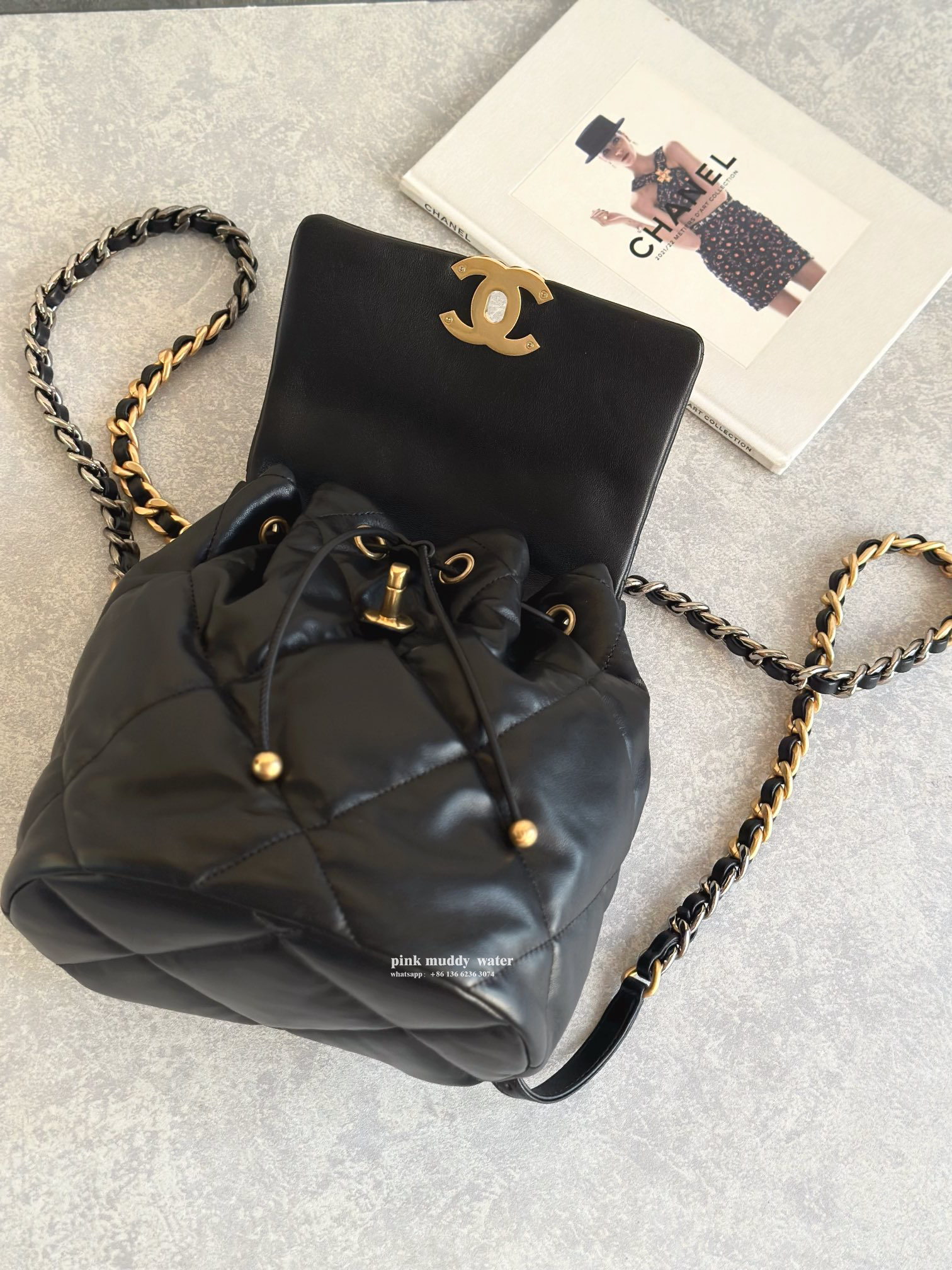 CHANEL19Bag 24C Resort Collection