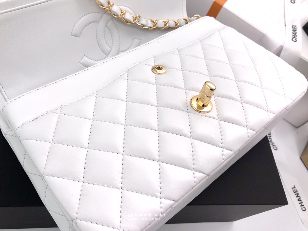 CHANEL Classic Flap CF
