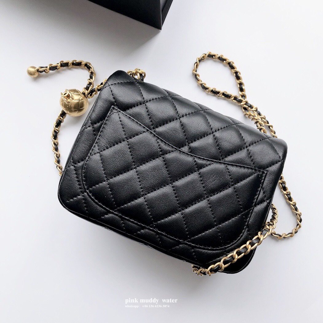 CHANEL 23K Crossbody Bag