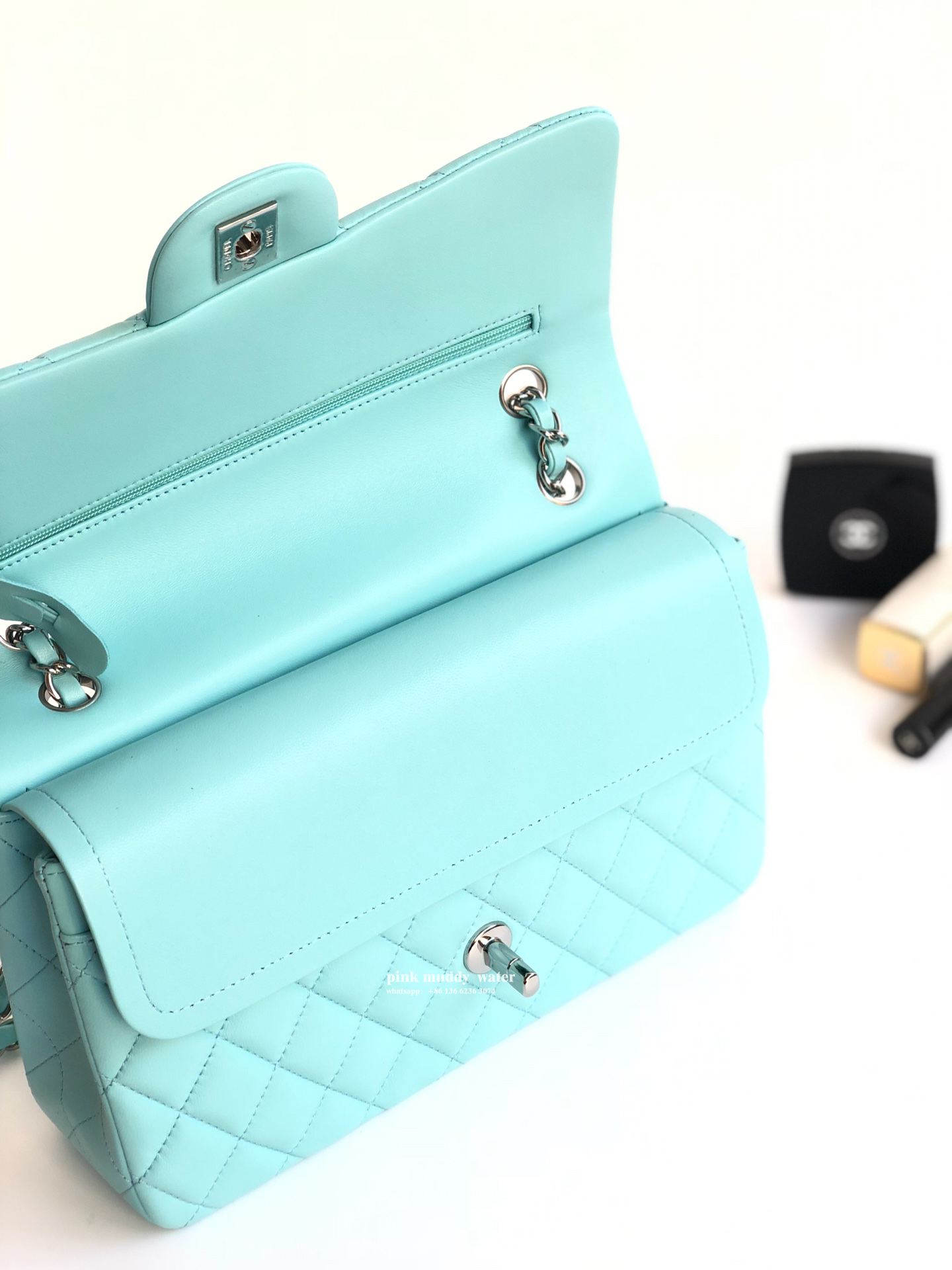 CHANEL Classic Flap CF