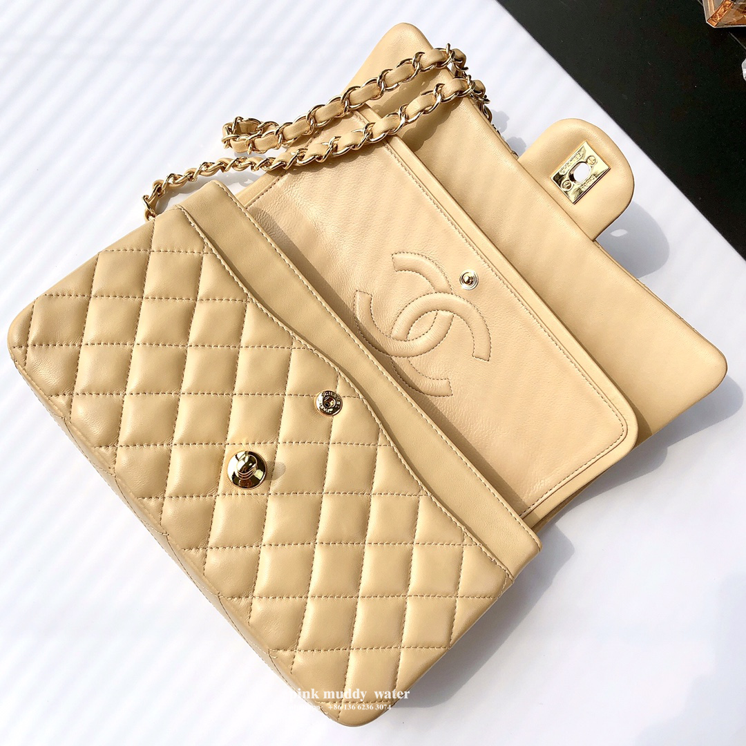CHANEL Classic Flap CF