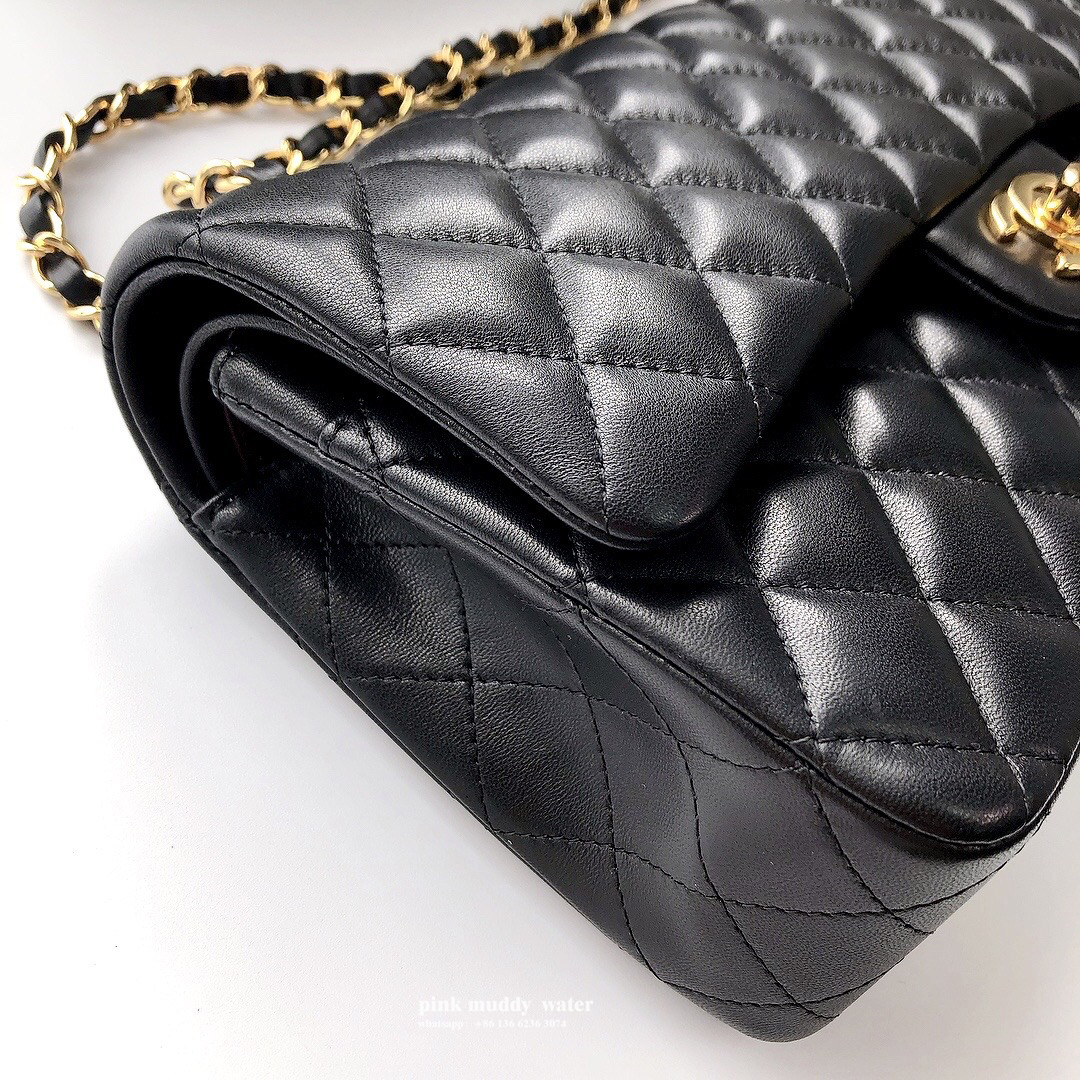 CHANEL Classic Flap CF
