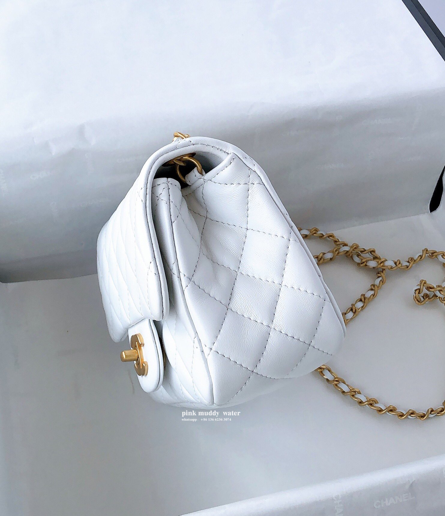 CHANEL 23K Crossbody Bag