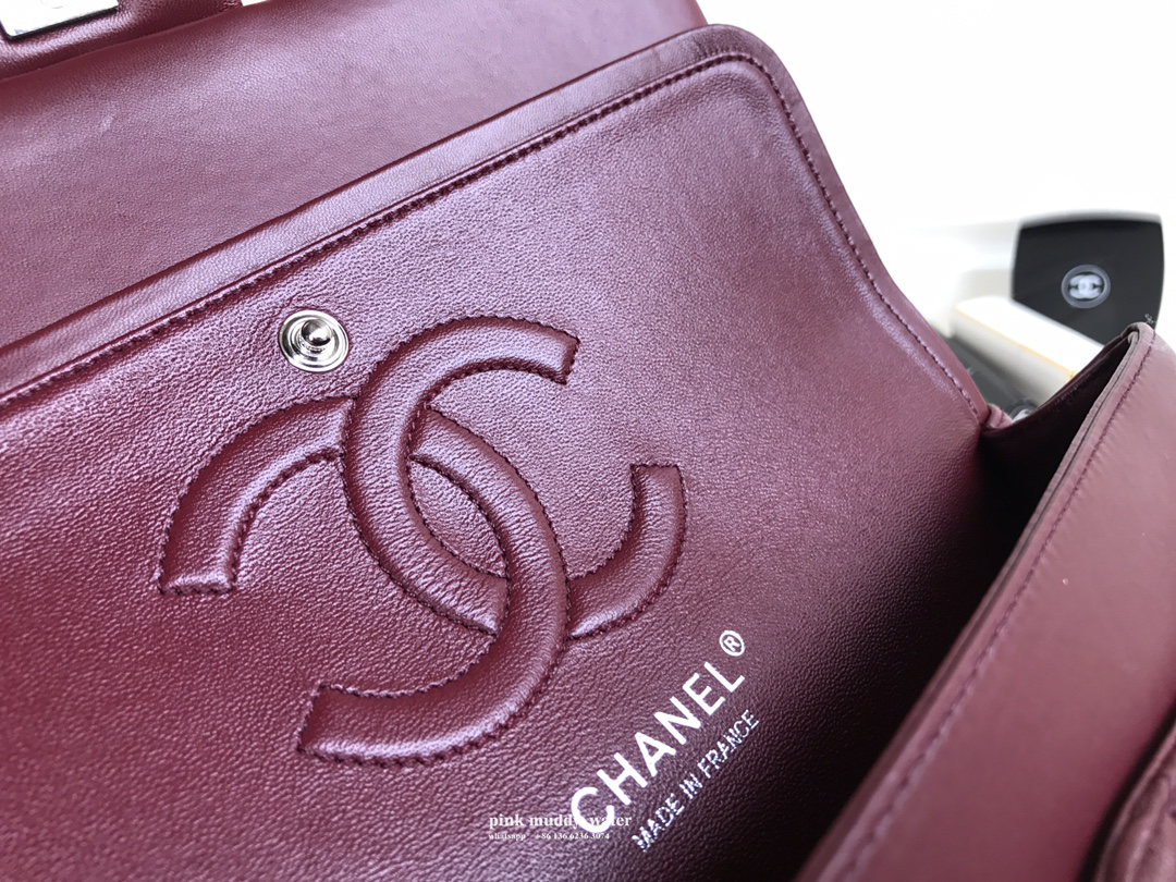 CHANEL Classic Flap CF
