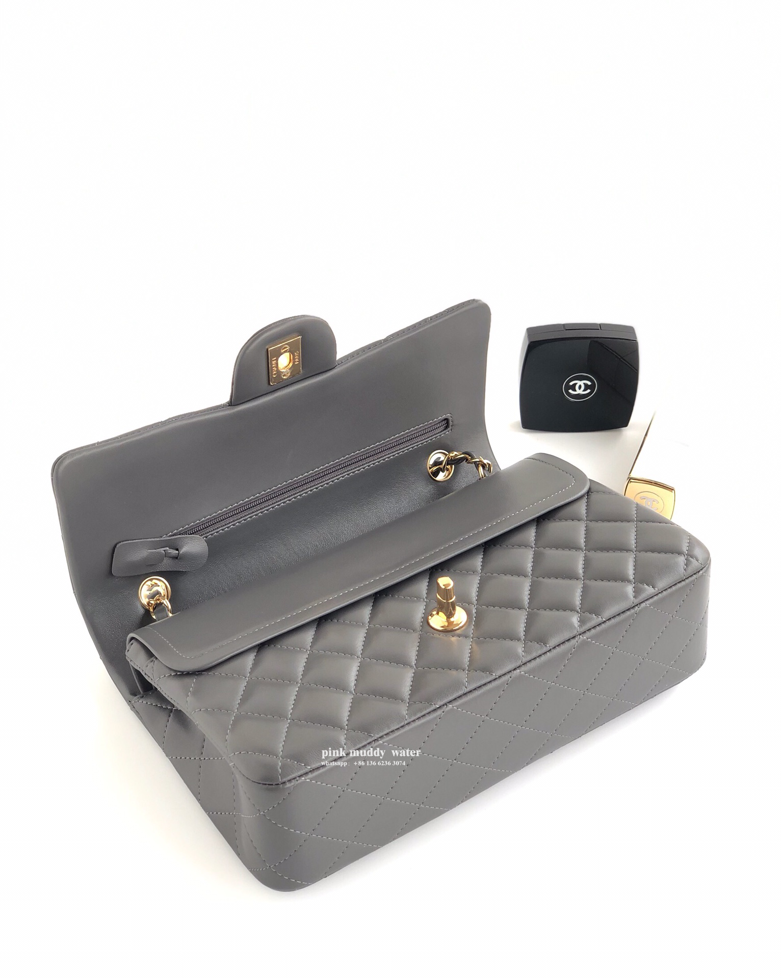 CHANEL Classic Flap CF