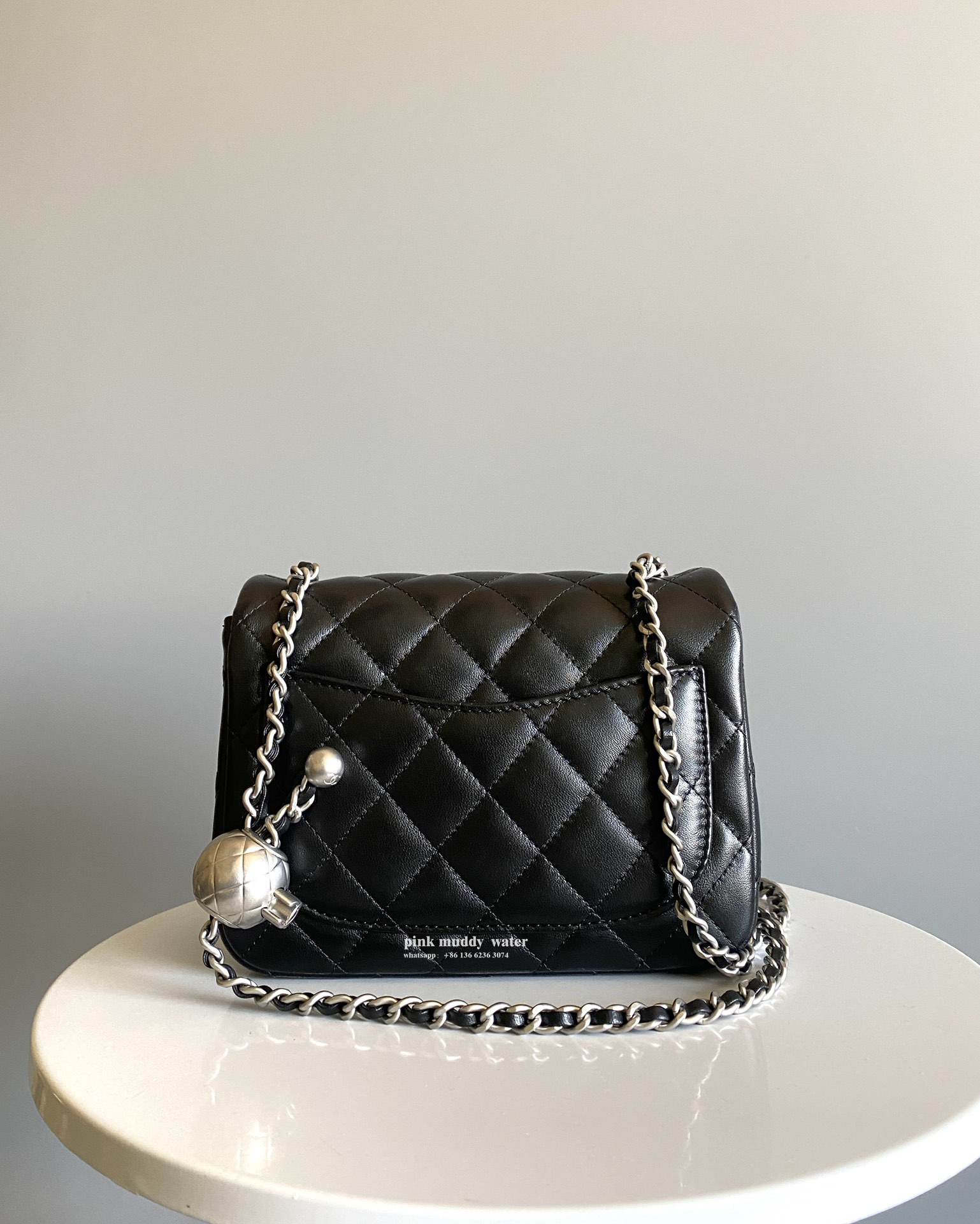 CHANEL 23K Crossbody Bag