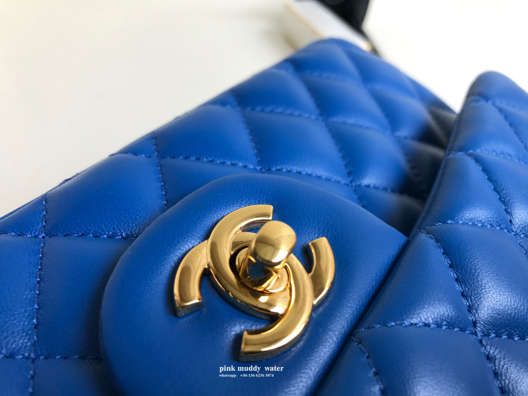 CHANEL Classic Flap CF