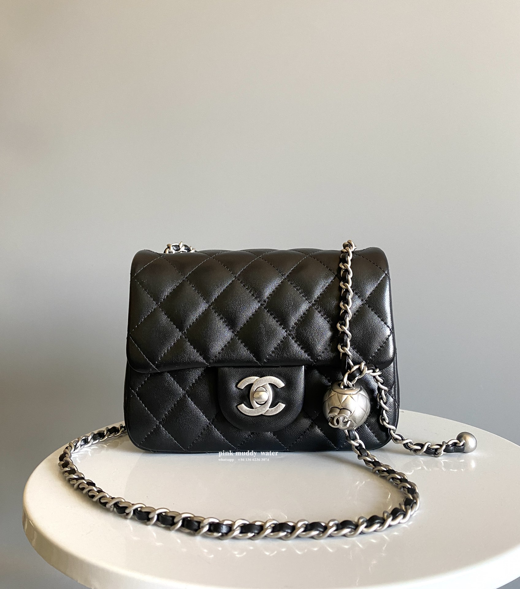 CHANEL 23K Crossbody Bag