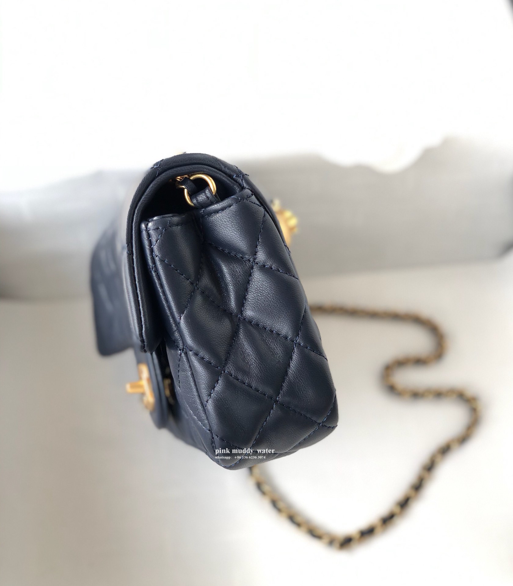 CHANEL Classic Flap CF