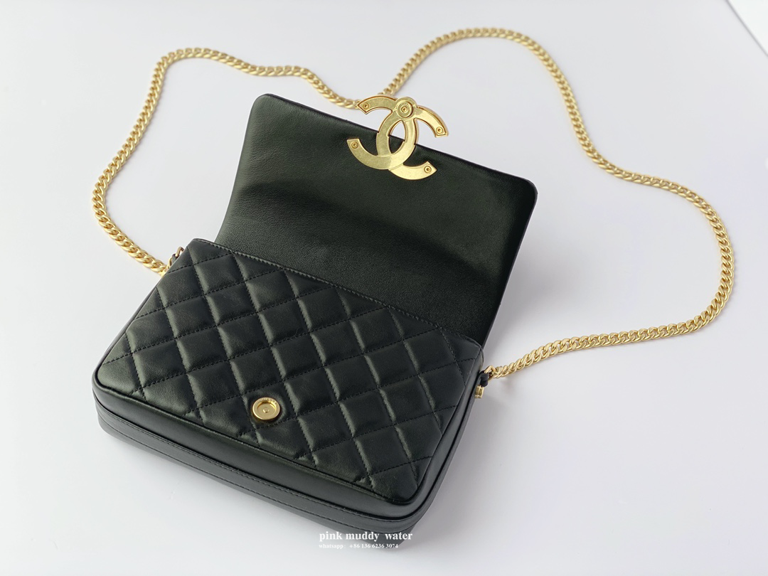 CHANEL 23P chain gold logo