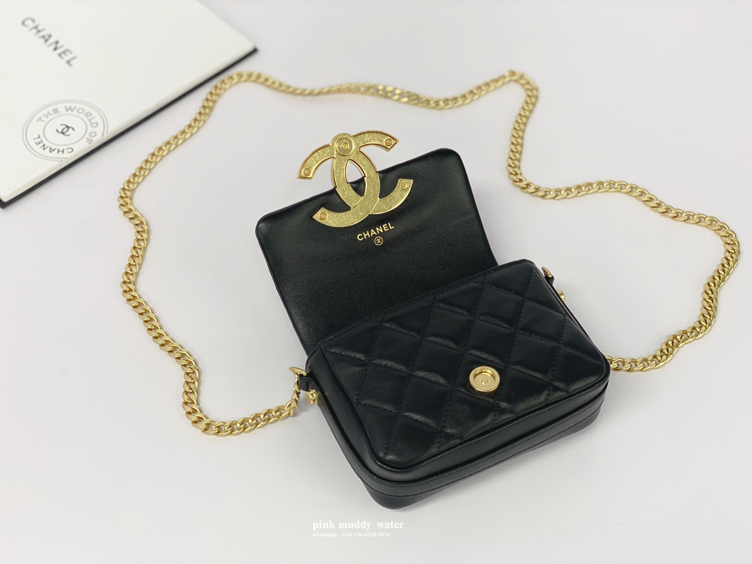CHANEL 23P lambskin shoulder bag
