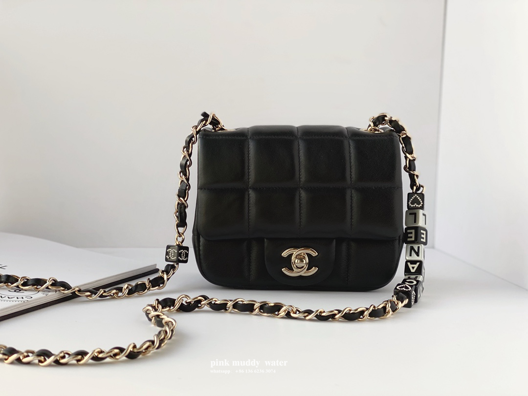 CHANEL 23C black and white square